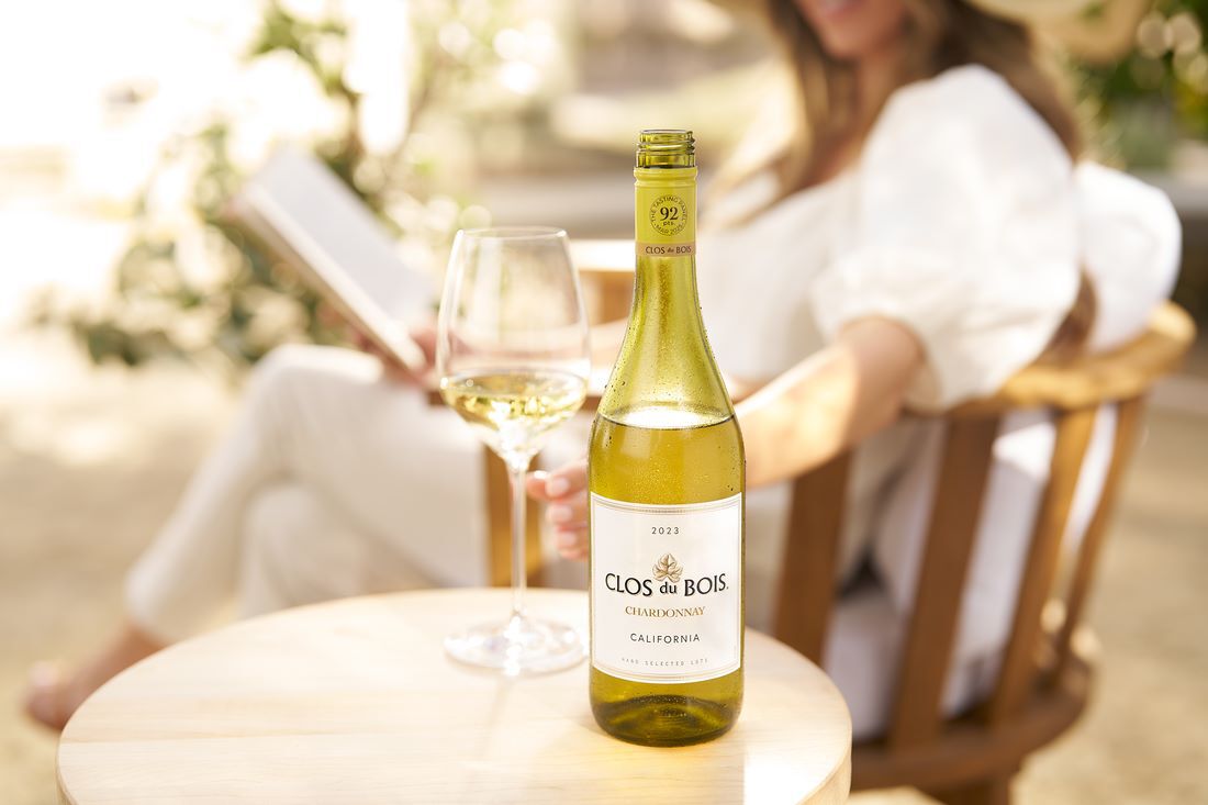 Clos du Bois Chardonnay bottle and glass